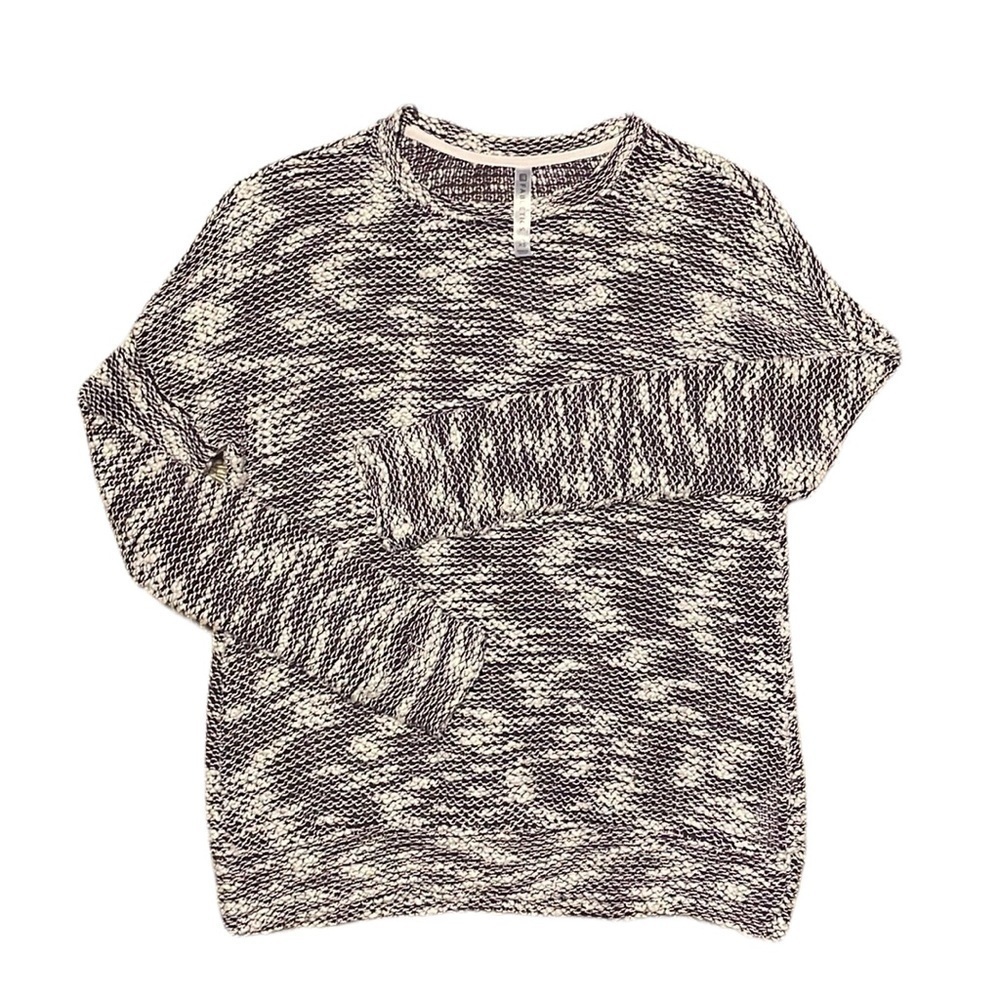 FABLETICS Black and White Long Sleeve Active Sweater Size XS‎